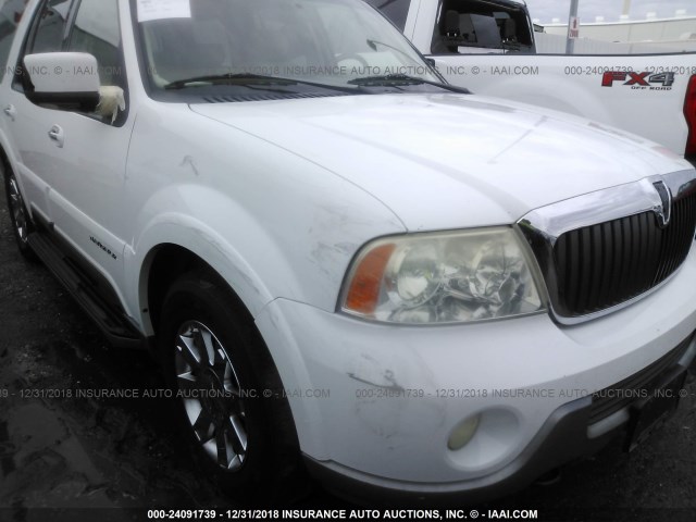 5LMFU27RX4LJ42982 - 2004 LINCOLN NAVIGATOR WHITE photo 6