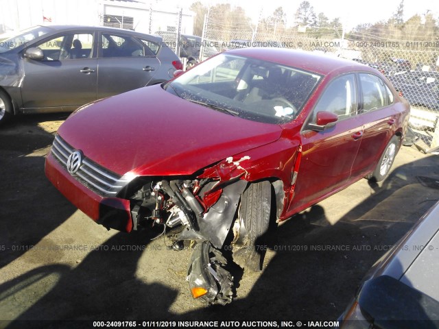 1VWAT7A3XFC040569 - 2015 VOLKSWAGEN PASSAT S RED photo 2