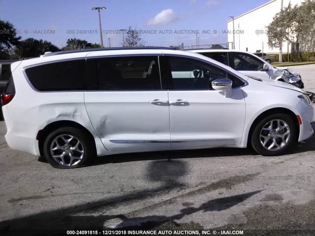 2C4RC1GG6JR149009 - 2018 CHRYSLER PACIFICA LIMITED WHITE photo 6