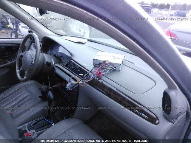 1G1NE52J52M712454 - 2002 CHEVROLET MALIBU LS 银色 照片 5