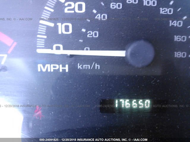 1G1NE52J52M712454 - 2002 CHEVROLET MALIBU LS 银色 照片 7