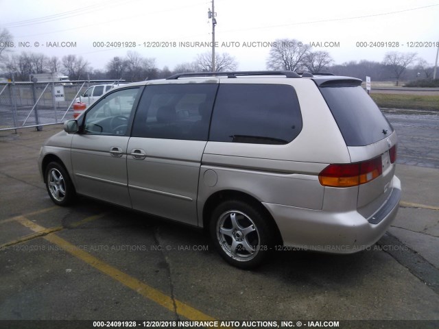 5FNRL187X2B005636 - 2002 HONDA ODYSSEY EXL GOLD photo 3