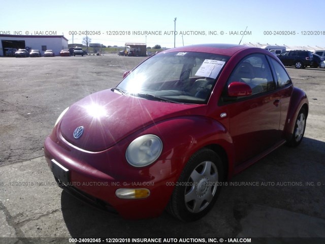 3VWDD21C5YM499202 - 2000 VOLKSWAGEN NEW BEETLE GLX RED photo 2