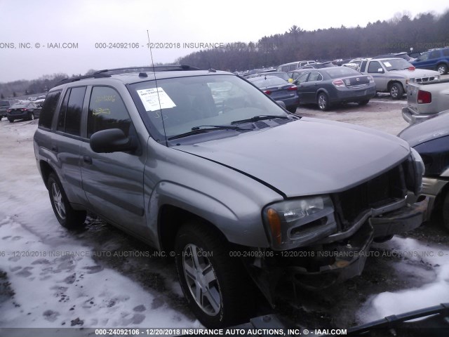 1GNDT13S752388875 - 2005 CHEVROLET TRAILBLAZER LS/LT GRAY photo 1