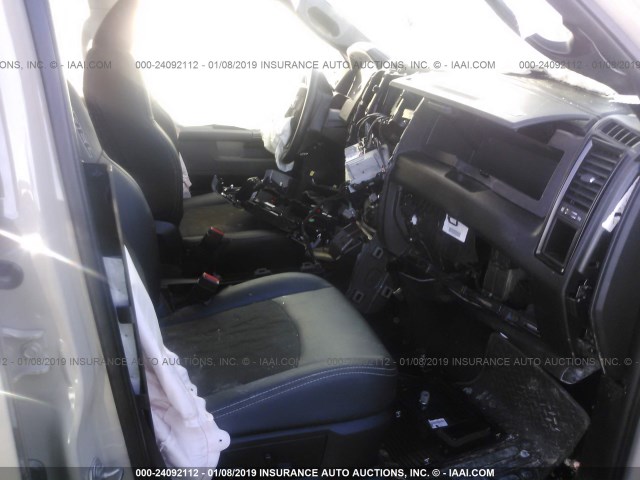 1C6RR7YT4HS620040 - 2017 RAM 1500 REBEL თაფლისფერი ფოტო 5