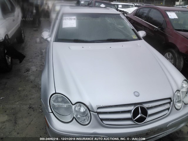 WDBTJ65J25F161029 - 2005 MERCEDES-BENZ CLK 320C SILVER photo 6