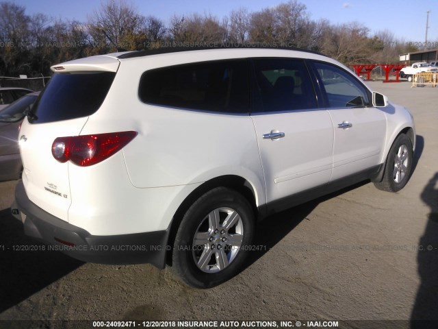 1GNKRGED1CJ186897 - 2012 CHEVROLET TRAVERSE LT WHITE photo 4