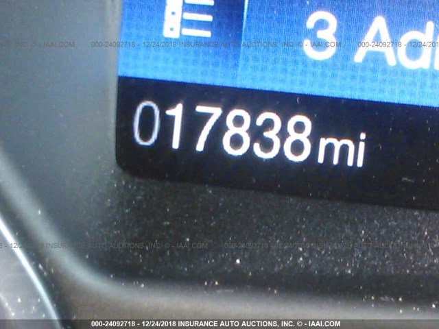 1FADP3K26JL283555 - 2018 FORD FOCUS SE შავი ფოტო 7