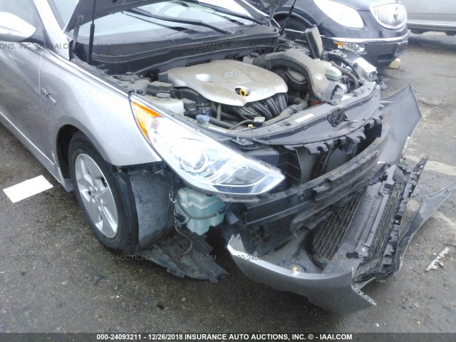 KMHEC4A41CA056433 - 2012 HYUNDAI SONATA HYBRID SILVER photo 6