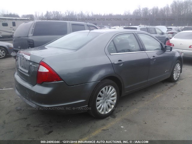 3FADP0L3XAR133147 - 2010 FORD FUSION HYBRID GRAY photo 4