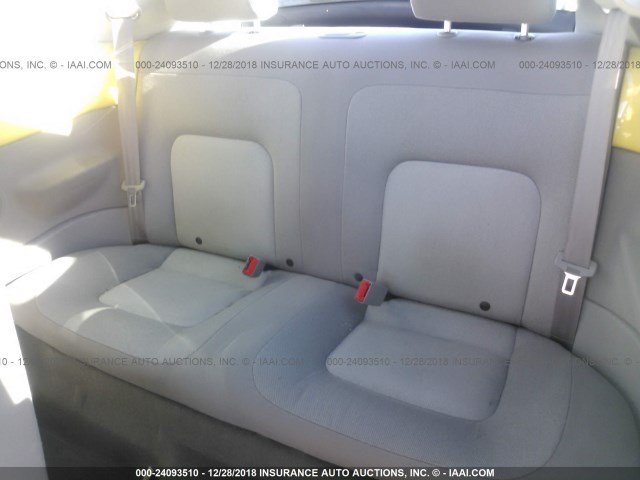 3VWBK21C84M402999 - 2004 VOLKSWAGEN NEW BEETLE GL 黄色 照片 8
