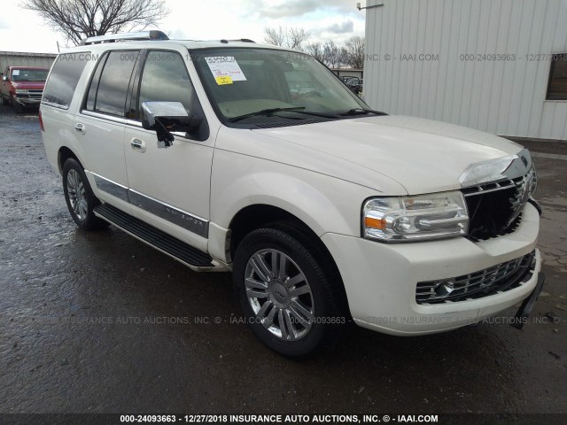 5LMFU28528LJ17866 - 2008 LINCOLN NAVIGATOR 白色 照片 1