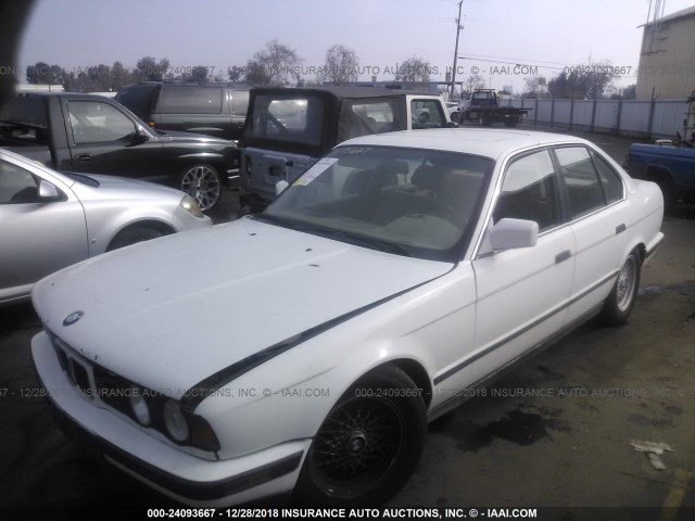 WBAHD231XK2091547 - 1989 BMW 535 I AUTOMATIC WHITE photo 2