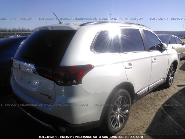 JA4AD3A35GZ029559 - 2016 MITSUBISHI OUTLANDER SE/SEL WHITE photo 4