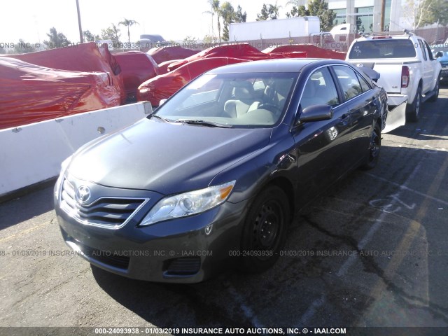 4T1BF3EK9BU219825 - 2011 TOYOTA CAMRY SE/LE/XLE 灰色 照片 2