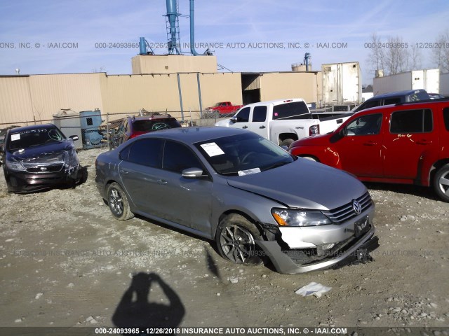 1VWAP7A34DC056123 - 2013 VOLKSWAGEN PASSAT S SILVER photo 1