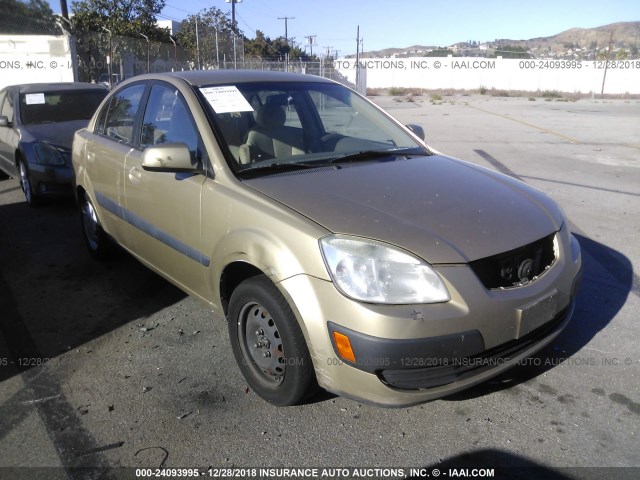 KNADE223896440738 - 2009 KIA RIO LX/SX GOLD photo 1