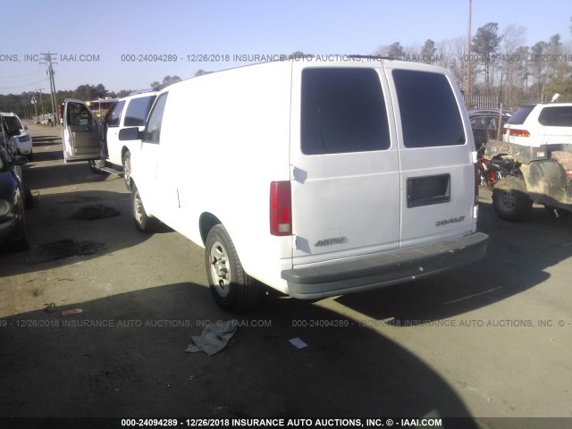 1GCDM19X25B118722 - 2005 CHEVROLET ASTRO WHITE photo 3