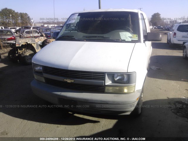 1GCDM19X25B118722 - 2005 CHEVROLET ASTRO WHITE photo 6