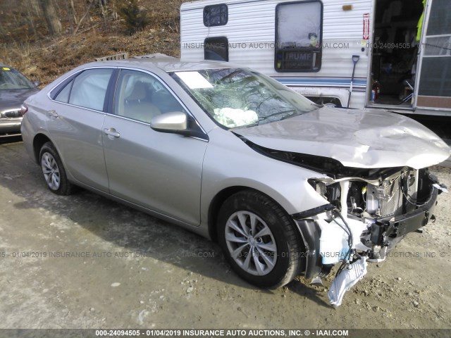 4T1BF1FK1FU106461 - 2015 TOYOTA CAMRY LE/XLE/SE/XSE TAN photo 1