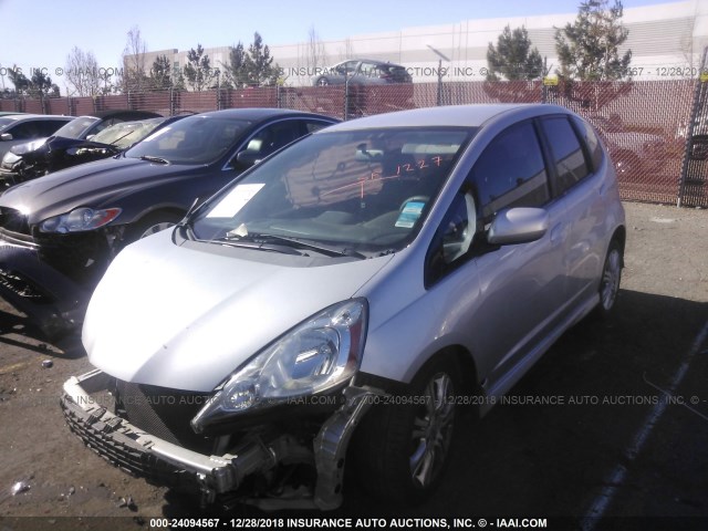 JHMGE8H50BS005137 - 2011 HONDA FIT SPORT SILVER photo 2