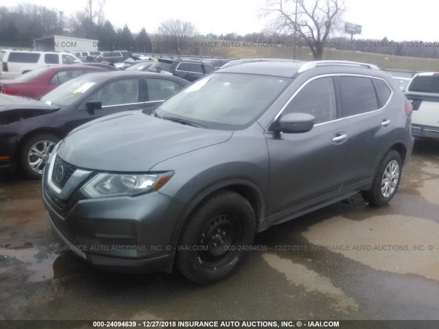 KNMAT2MT2HP576624 - 2017 NISSAN ROGUE S/SV GRAY photo 2