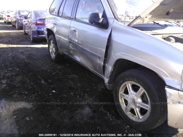 1GKDT13S272286822 - 2007 GMC ENVOY SILVER photo 6