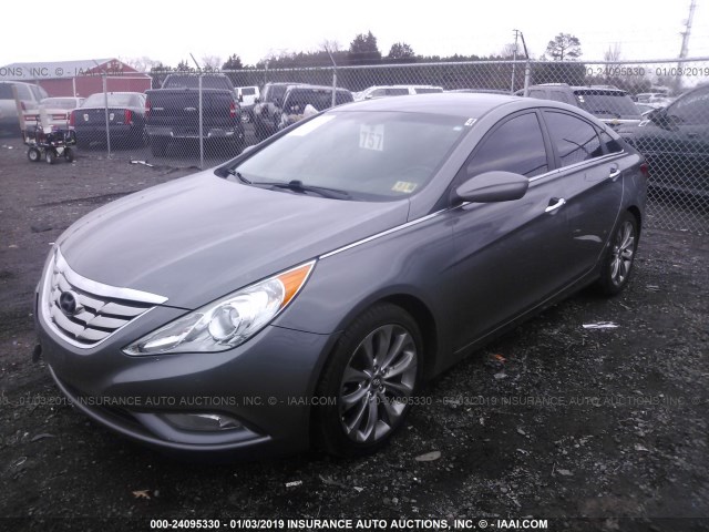 5NPEC4ABXBH315527 - 2011 HYUNDAI SONATA SE/LIMITED GRAY photo 2