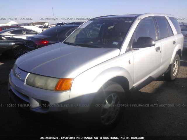 5GZCZ23D24S853084 - 2004 SATURN VUE SILVER photo 2