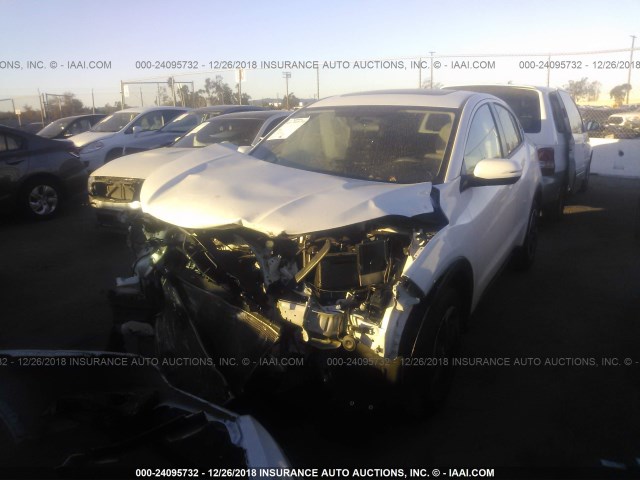 3CZRU5H59JM708149 - 2018 HONDA HR-V EX WHITE photo 2