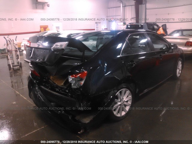 4T1BF1FKXCU067753 - 2012 TOYOTA CAMRY SE/LE/XLE 黑色 照片 4