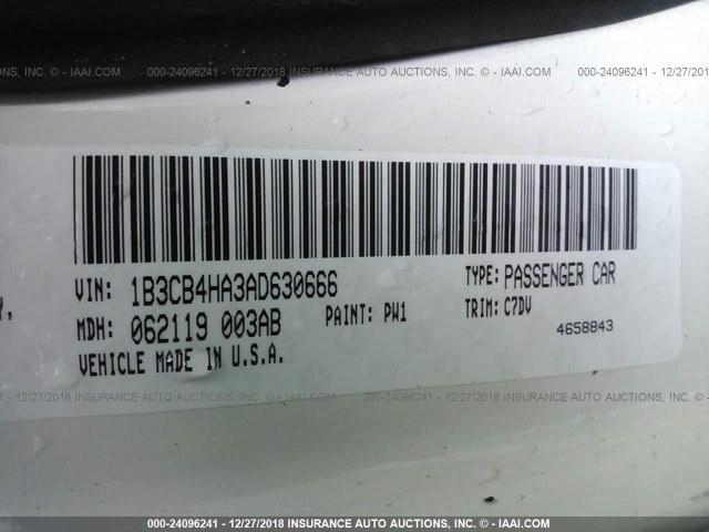 1B3CB4HA3AD630666 - 2010 DODGE CALIBER SXT WHITE photo 9