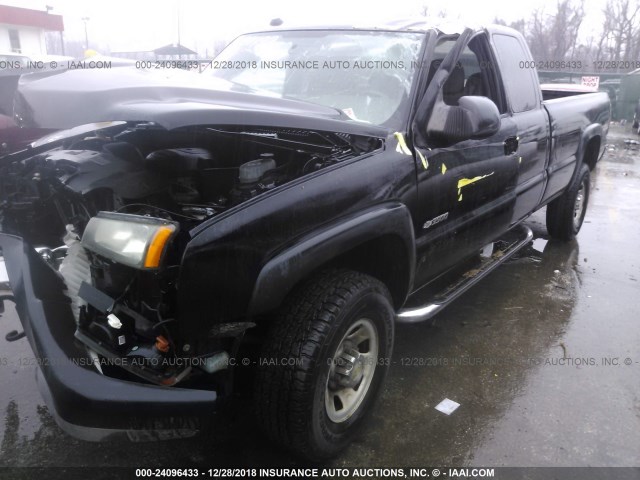 1GCHK39U15E132425 - 2005 CHEVROLET SILVERADO K3500 BLACK photo 2