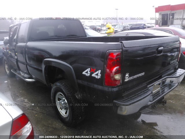 1GCHK39U15E132425 - 2005 CHEVROLET SILVERADO K3500 BLACK photo 3