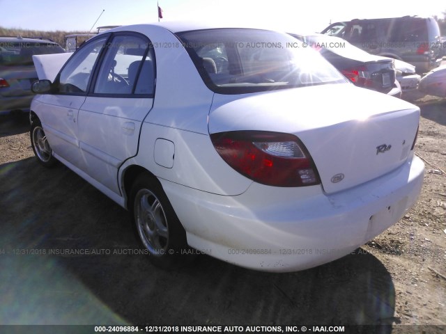 KNADC123726165403 - 2002 KIA RIO WHITE photo 3