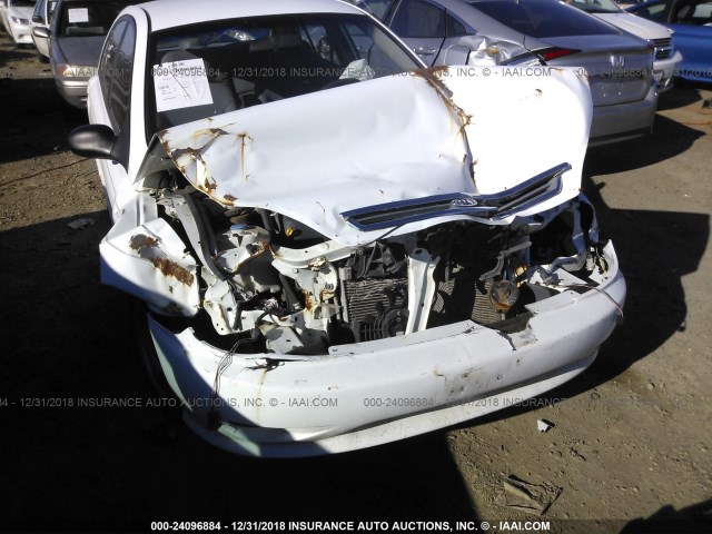 KNADC123726165403 - 2002 KIA RIO WHITE photo 6