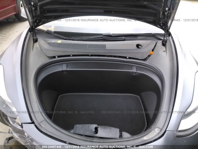 5YJ3E1EA0JF026770 - 2018 TESLA MODEL 3 GRAY photo 10