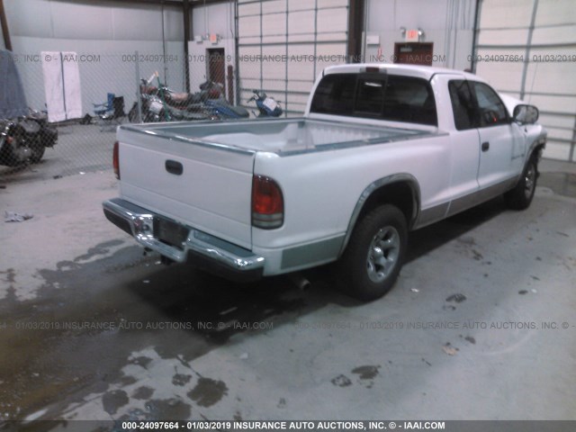 1B7GL23X1VS299309 - 1997 DODGE DAKOTA WHITE photo 4