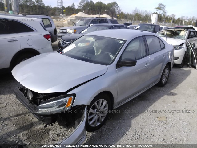 3VWD17AJ9FM268174 - 2015 VOLKSWAGEN JETTA SE GRAY photo 2