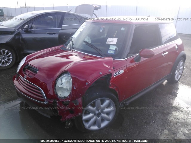 WMWRE33485TD96290 - 2005 MINI COOPER S RED photo 2