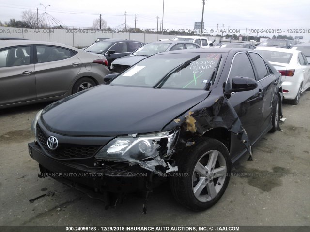 4T1BF1FK9EU459710 - 2014 TOYOTA CAMRY L/SE/LE/XLE 黑色 照片 2