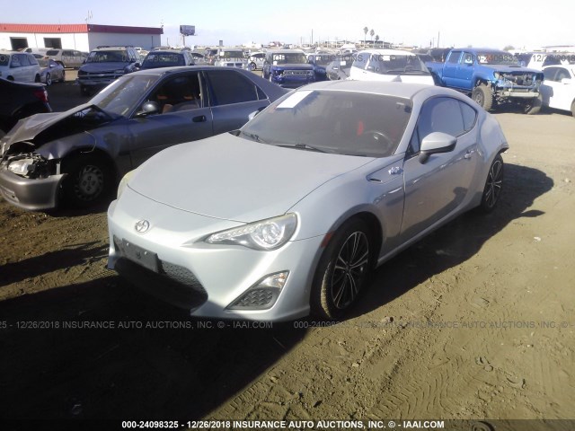 JF1ZNAA17D2732910 - 2013 TOYOTA SCION FR-S SILVER photo 2