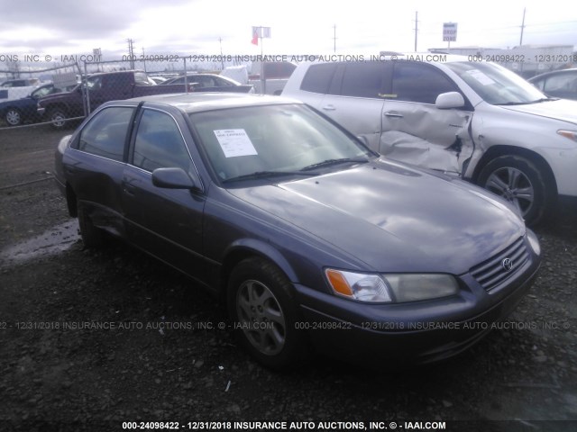 JT2BF28K4X0194950 - 1999 TOYOTA CAMRY LE/XLE GRAY photo 1