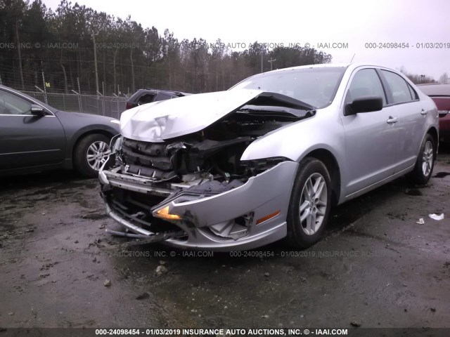 3FAHP0GA8CR200079 - 2012 FORD FUSION S SILVER photo 6