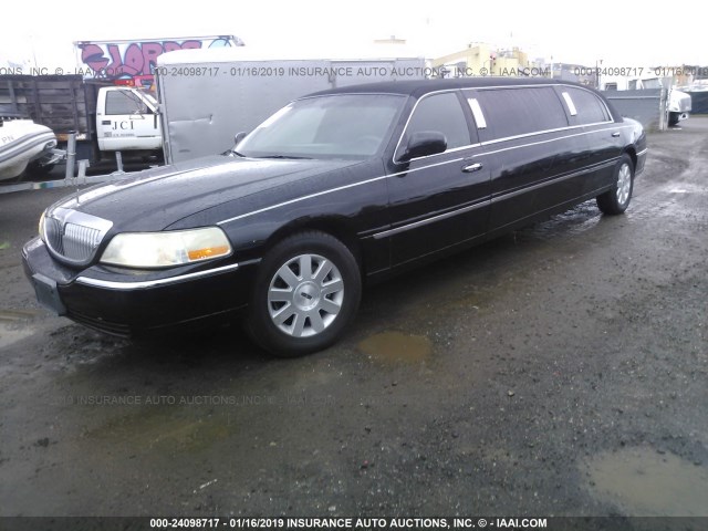 1L1FM81WX3Y624441 - 2003 LINCOLN TOWN CAR EXECUTIVE BLACK photo 6