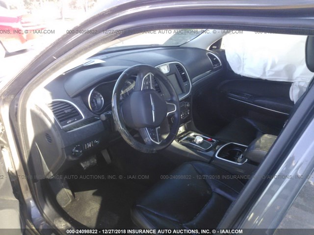 2C3CCAEG1GH156493 - 2016 CHRYSLER 300C GRAY photo 5