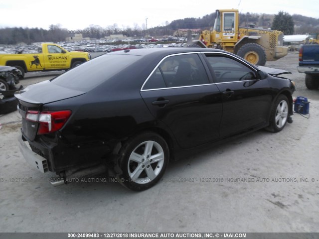 4T1BF1FK2CU096650 - 2012 TOYOTA CAMRY SE/LE/XLE BLACK photo 4