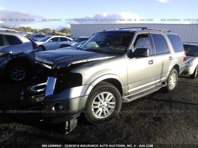 1FMJU1J55DEF70010 - 2013 FORD EXPEDITION XLT/KING RANCH SILVER photo 2