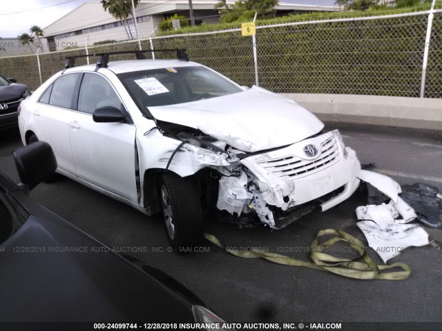 JTNBE46K873107473 - 2007 TOYOTA CAMRY NEW GENERAT CE/LE/XLE/SE WHITE photo 1