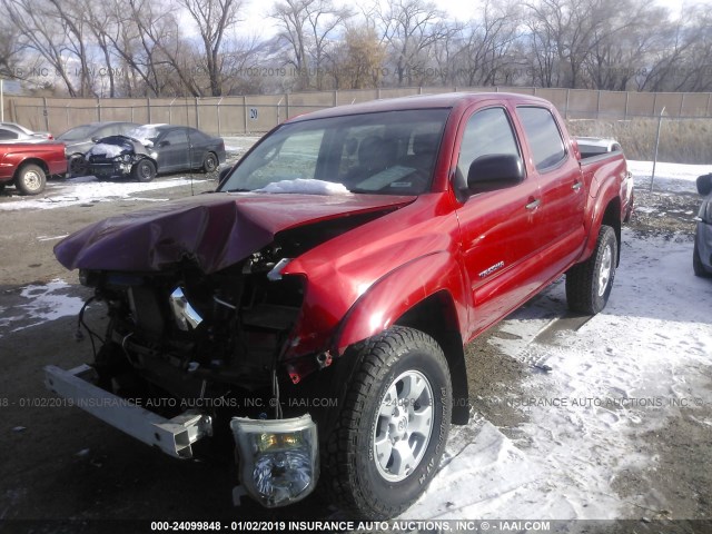 3TMLU4EN1BM070796 - 2011 TOYOTA TACOMA DOUBLE CAB 红色 照片 2